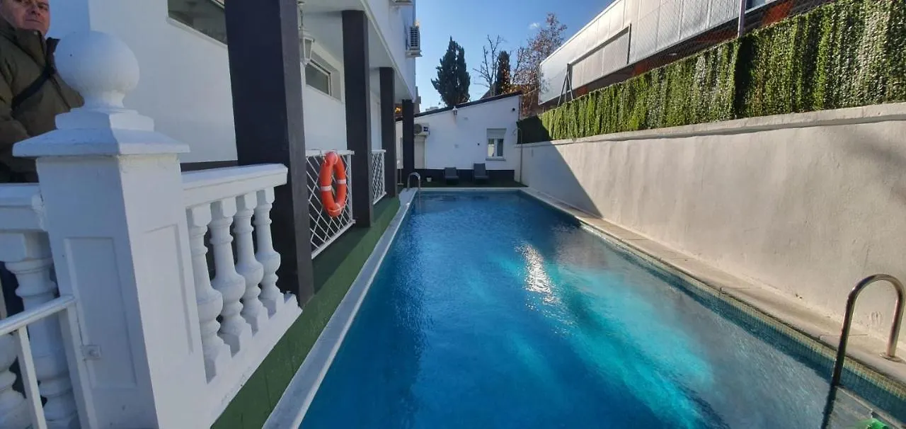 Escala Suites Madrid 3*,  España